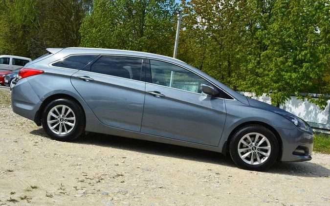 Hyundai i40 cena 69900 przebieg: 130000, rok produkcji 2018 z Czerniejewo małe 497